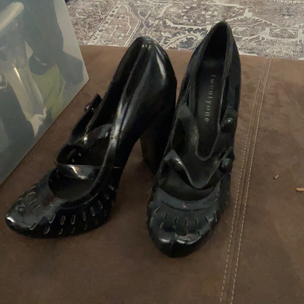 Black high heel Mary Jane’s
